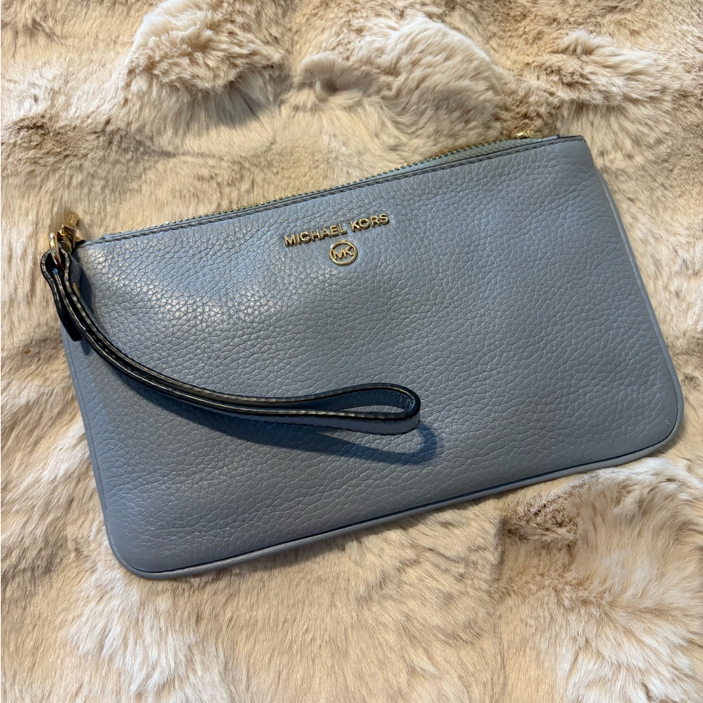 Michael Kors Pebbled Leather Wristlet Clutch – Light Blue